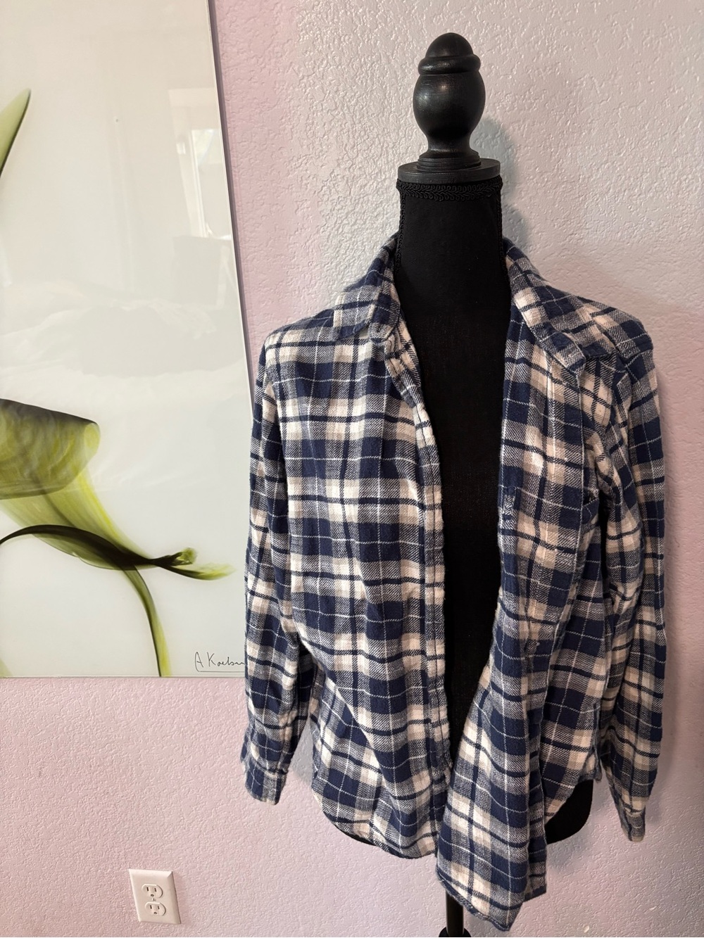 American Eagle plaid shirt size small